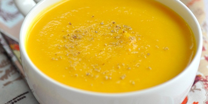 Recette facile pour bébé : velouté de Carottes, panais et poireaaux